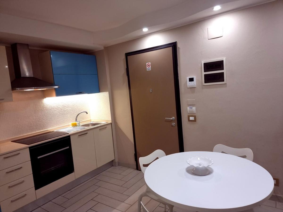 Nero D'Avorio Apartments Римини Экстерьер фото