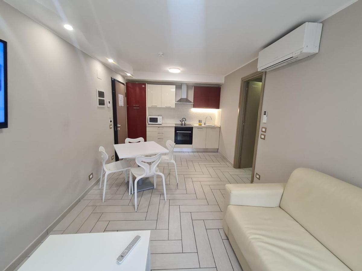 Nero D'Avorio Apartments Римини Экстерьер фото