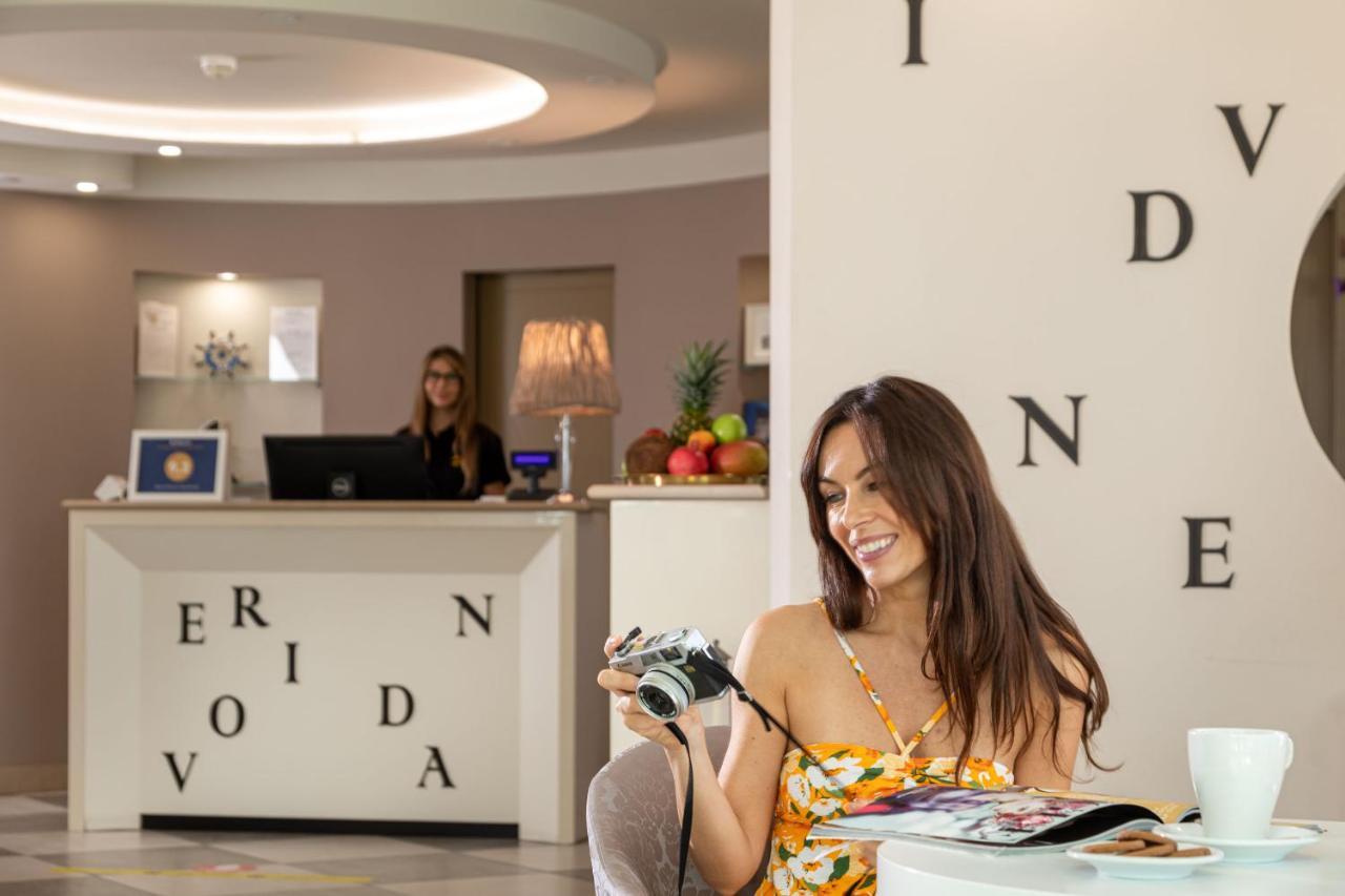 Nero D'Avorio Apartments Римини Экстерьер фото